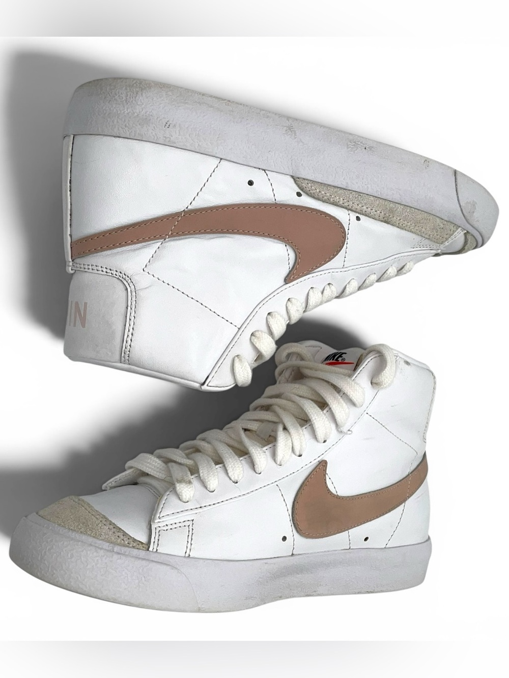 Nike Blazer Mid β77 Vintage Size 8 White Pink Swoosh Casual Sneakers - Picture 7 of 11